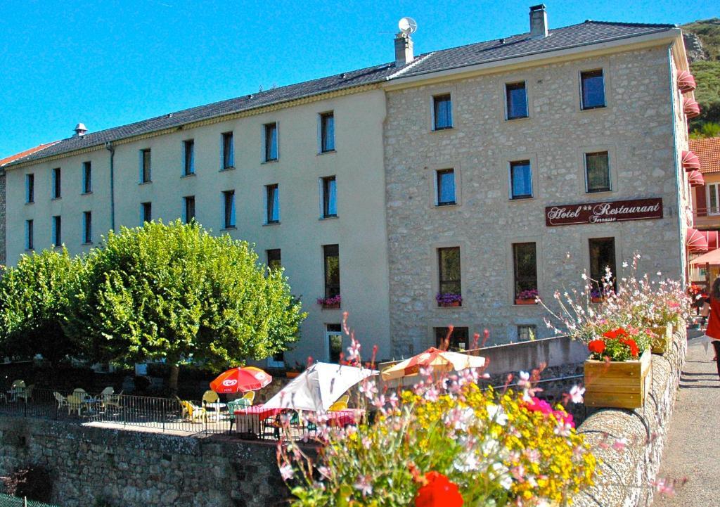 Au Parfum Des Bois Hotel Saint-Cirgues-en-Montagne Exterior photo